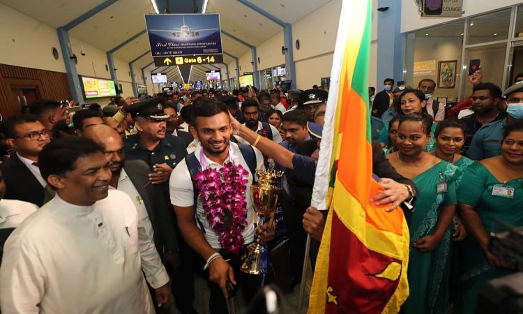Cricket Image for Sri Lanka Welcomes Cricket & Netball Teams After A Remarkable Title Victories
