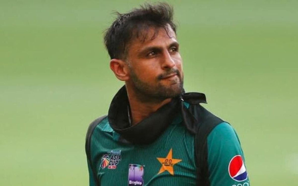 Cricket Image for पाकिस्तान की शर्मनाक हार के बाद शोएब मलिक ने खोलकर रख दी पोल