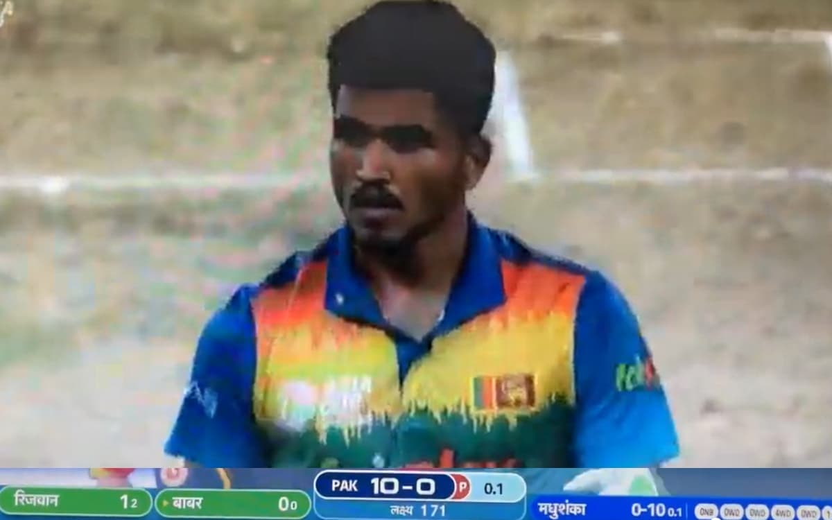 Cricket Image for श्रीलंकाई गेंदबाज़ ने 1 गेंद पर लूटाए 10 रन, फाइनल में फेंका 11 गेंदो का ओवर; देखे