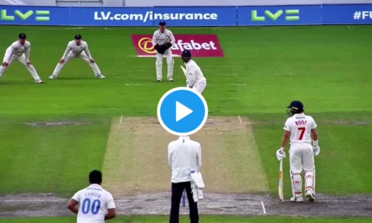 Cricket Image for शुभमन गिल का शॉट देखा गया, मुरझा गया था गेंदबाज़ का चेहरा; देखें VIDEO