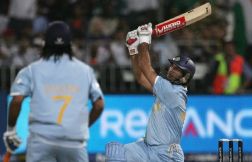 Cricket Image for Yuvi Power: Relive One Of The Best T20I Knocks By An Indian; Watch Historic Six 6s