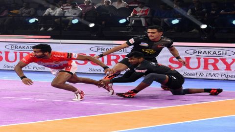 PKL 9: Guman Singh, Heidarali Ekrami help U Mumba to a massive victory against Gujarat Giants