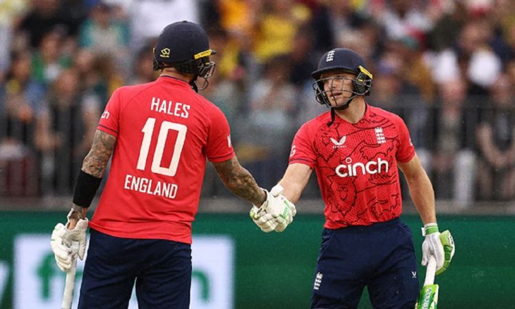 England set 209 runs target for australia in first t20i