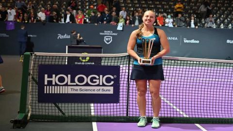 Blinkova overcomes Paolini to clinch Transylvania Open title