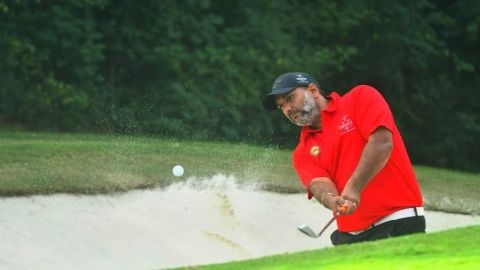 Christie's Golf take lead at DGC league