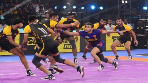 PKL 9: Dabang Delhi beat Telugu Titans 46-26, rise to top of the table