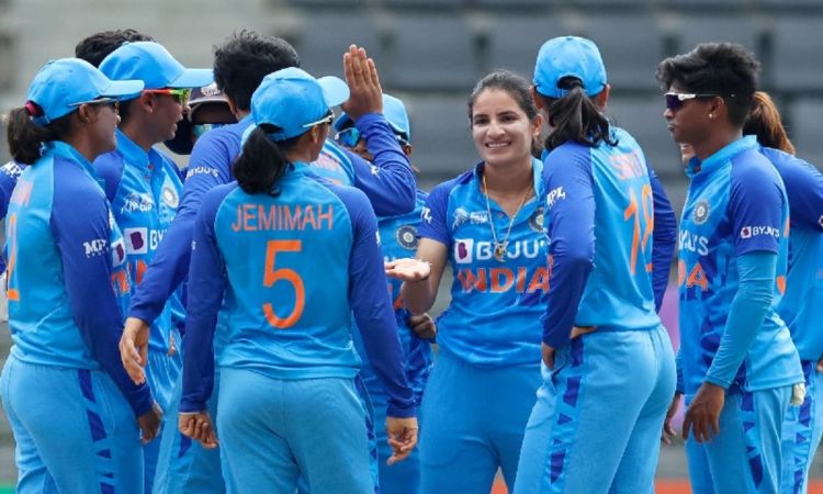 Women's Asia Cup Shafali Verma Deepti Sharma shine as India enter final; beat Thailand by 74 runs