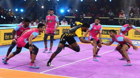 PKL 9: Clinical Jaipur Pink Panthers Decimate Telugu Titans 51-27