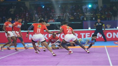 PKL 9: UP Yoddhas go down to Gujarat Giants