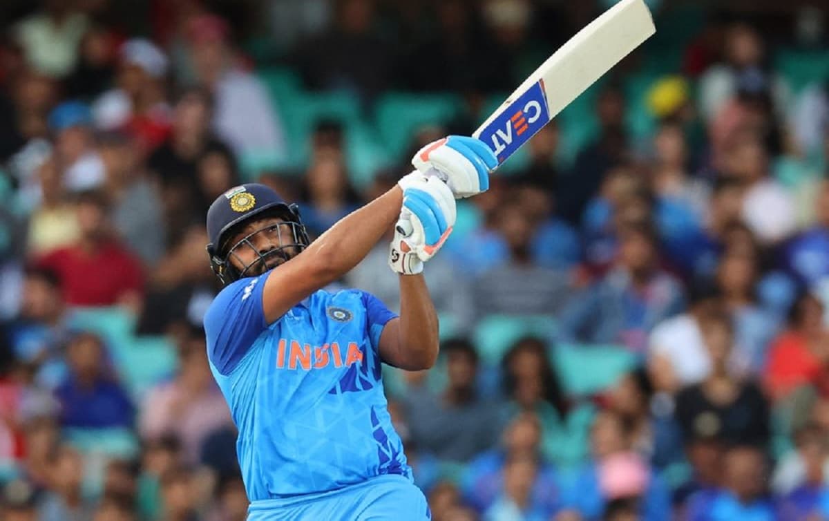Rohit Sharma need 5 six to Complete 500 sixes In International Cricket