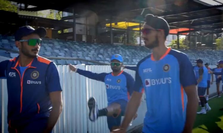 Cricket Image for T20 World Cup Axar Patel And Arshdeep Singh Funny Interaction