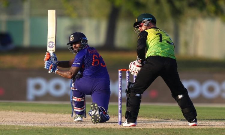 T20 World Cup: Australia Wins The Toss And Elects To Bowl First In The  Warm-Up Match Against India