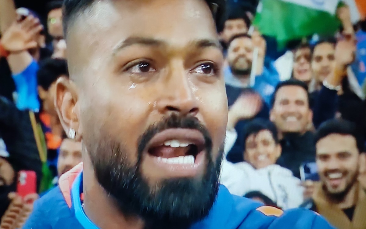 Cricket Image for VIDEO: फूट-फूटकर रोने लगे हार्दिक पांड्या, इरफान पठान ने पोछे बहते आंसू