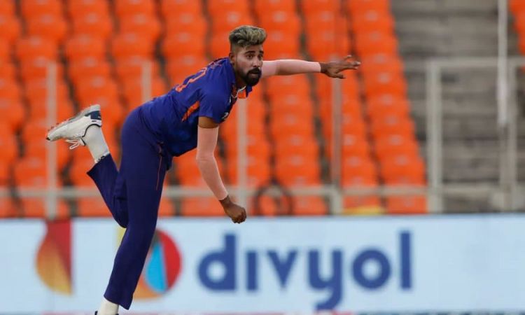 Mohammed Siraj lands in Brisbane to join India squad as standby for T20 World Cup 2022