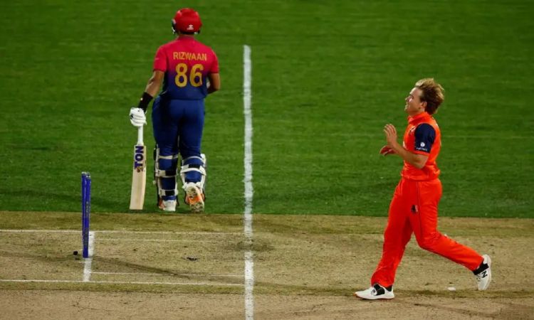 Cricket Image for T20 World Cup: Netherland Bowlers Holds UAE To 111/8