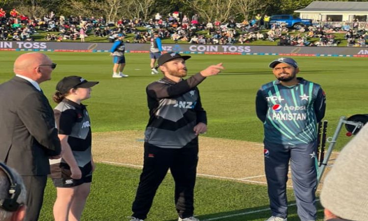 New Zealand have won the toss and have opted to bat