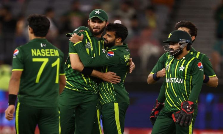 T20 World Cup 2022: Pakistan restricted ZImbabwe by 130 runs