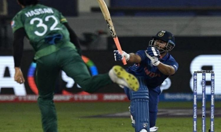 Cricket Image for 'मैंने हसन अली को एक हाथ से लगातार दो छक्के मारे...मेरा स्पेशल शॉट'
