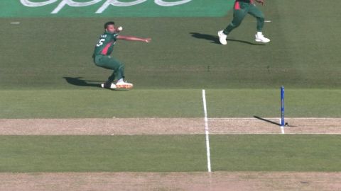 Cricket Image for VIDEO : इस एक थ्रो ने बदल दी बांग्लादेश की किस्मत, शाकिब अल हसन ना होते तो क्या हो