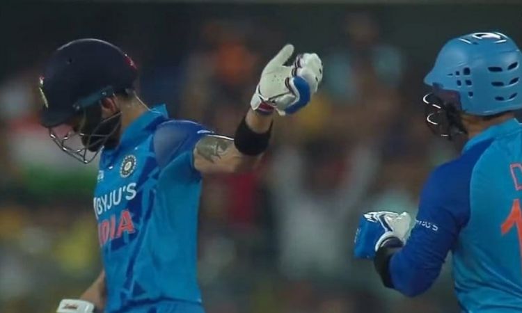Cricket Image for WATCH: 'Selfless Kohli' Sacrifices His Fifty; Asks Finisher DK To Continue Carnage