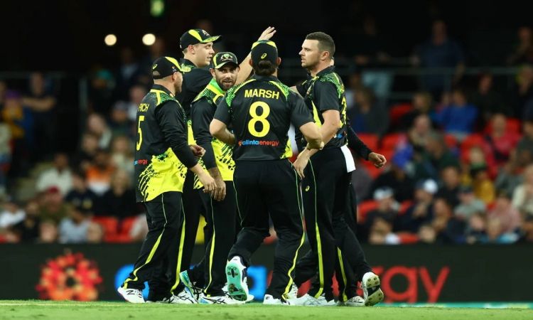 West Indies Post 145/9 Against Australia In 1st T20I; Mayers Top Scores With 39 While Hazlewood Grabs 3-Fer