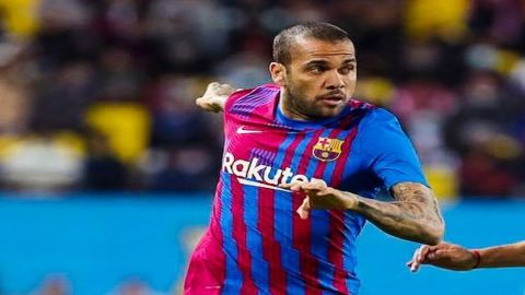 Brazil name Dani Alves in 26-member World Cup squad