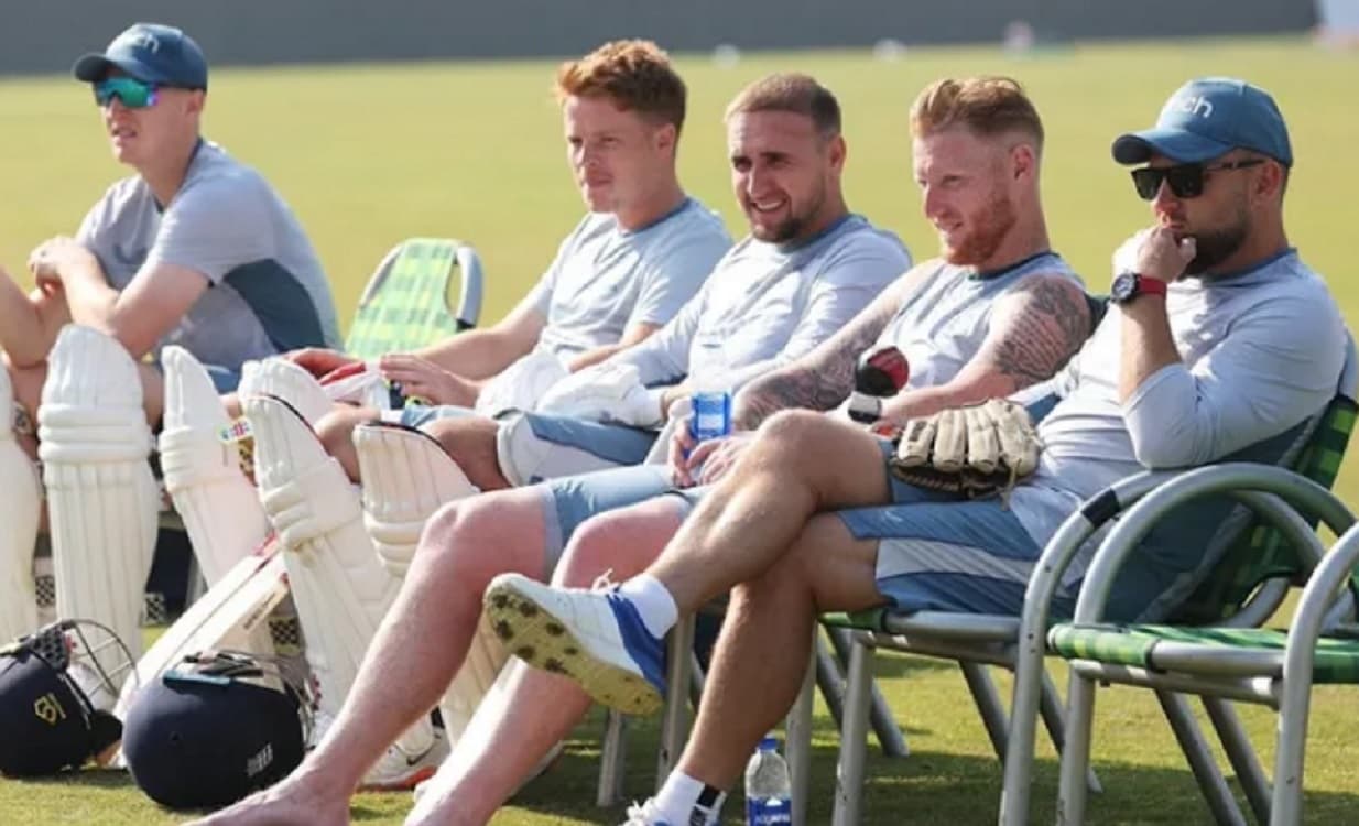  Ben Stokes with other 13 members are unwell in England camp due to a virus