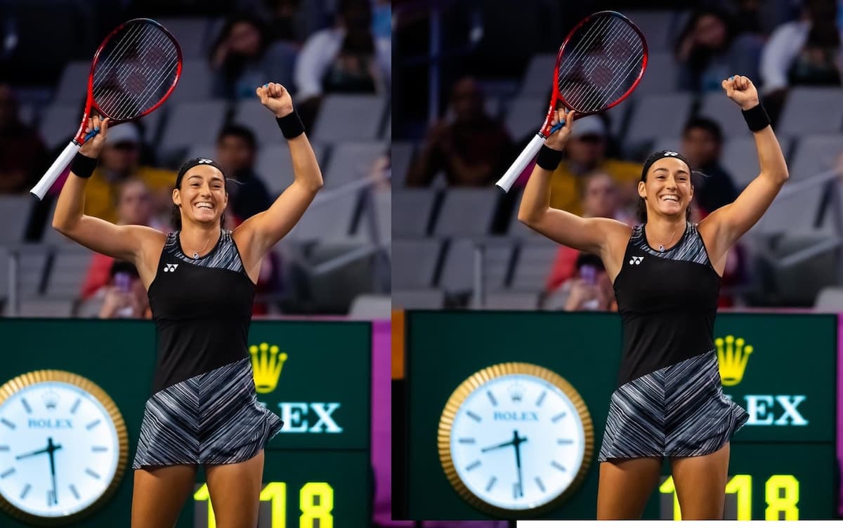 Caroline Garcia begins WTA Finals campaign in style defeats