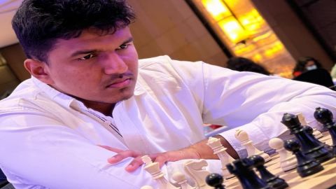Asian Continental Chess: Harsha maintains sole lead; Nandhidhaa grabs lead in women's section