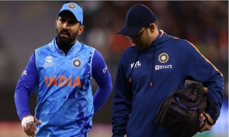 Cricket Image for India's Head Coach Rahul Dravid Opens Up On Dinesh Karthik's Condition Ahead
