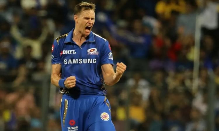 IPL 2023: ऑस्ट्रेलिया के तेज गेंदबाज जेसन बेहरेनडॉर्फ को मुंबई इंडियंस ने रॉयल चैलेंजर्स बैंगलोर से 
