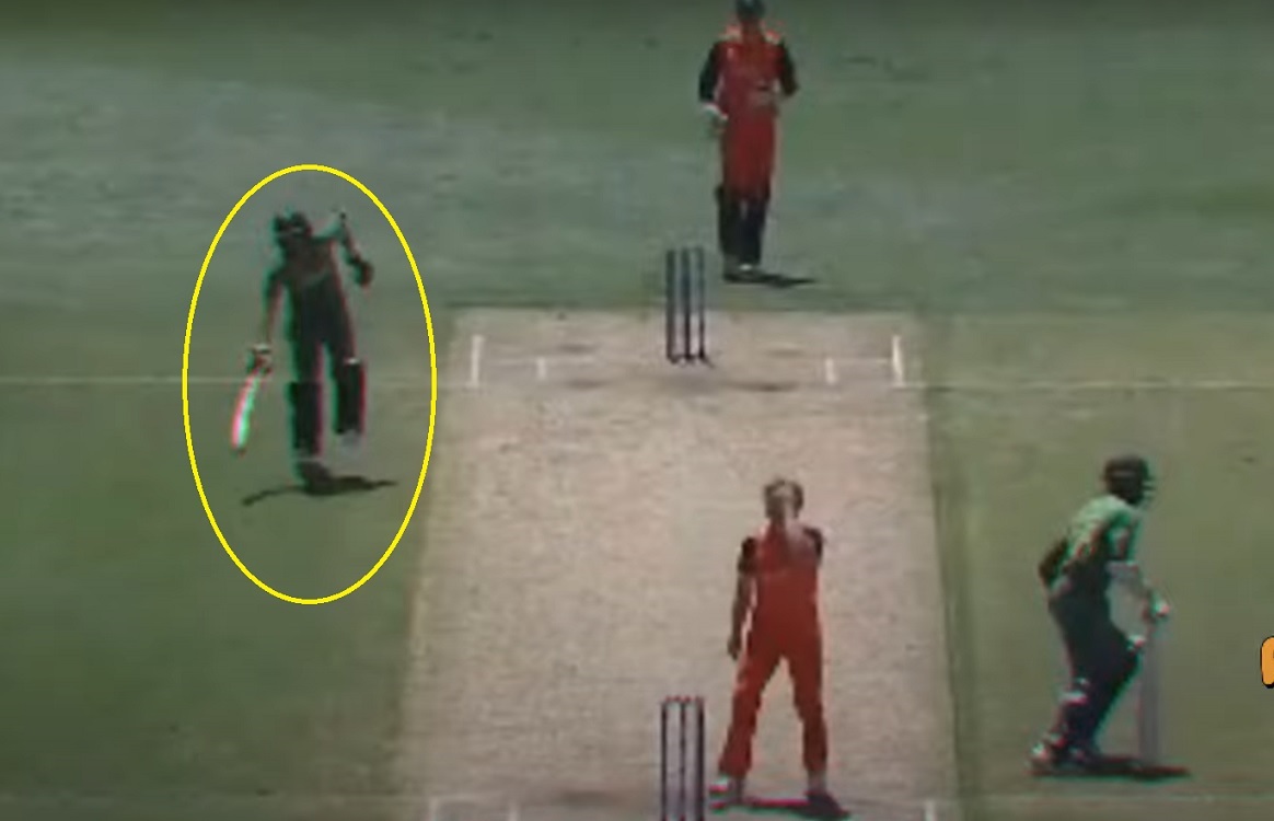 T20 World Cup 2022 Keshav Maharaj running with Injured leg for his team T20 World Cup 2022 Keshav Maharaj running with Injured leg for his team