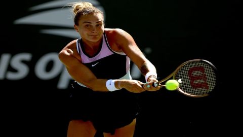 Sabalenka rallies to beat No.2 Jabeur on Day 1 of WTA Finals