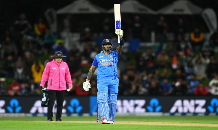 NZ vs IND, 2nd T20I: Suryakumar Yadav brings up his second T20I hundred helps India Post a 191/6
