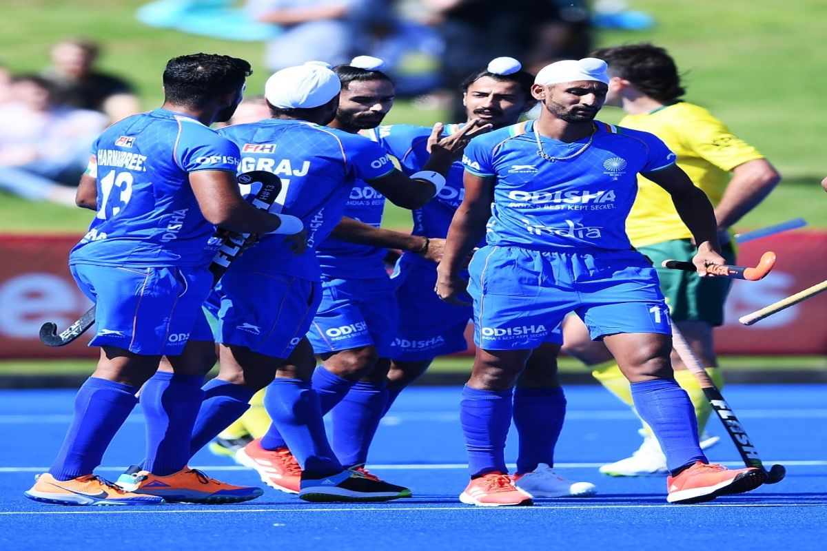 Australia snatch 5-4 win against India in first match of hockey series.