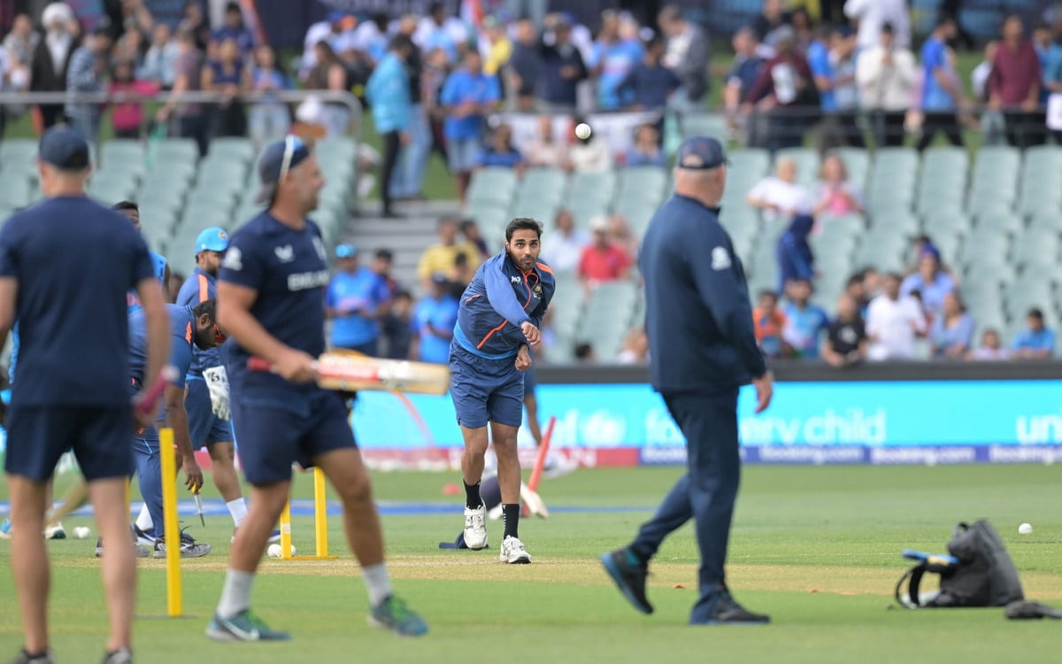 Cricket Image for Bhuvneshwar Kumar Closes In On World Record; Four More T20I Wickets Will Etch The 
