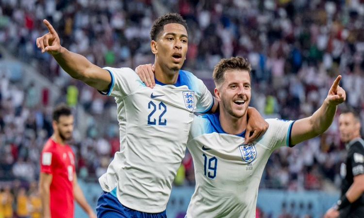 England won 6-2 in the World Cup Football League match against Iran!