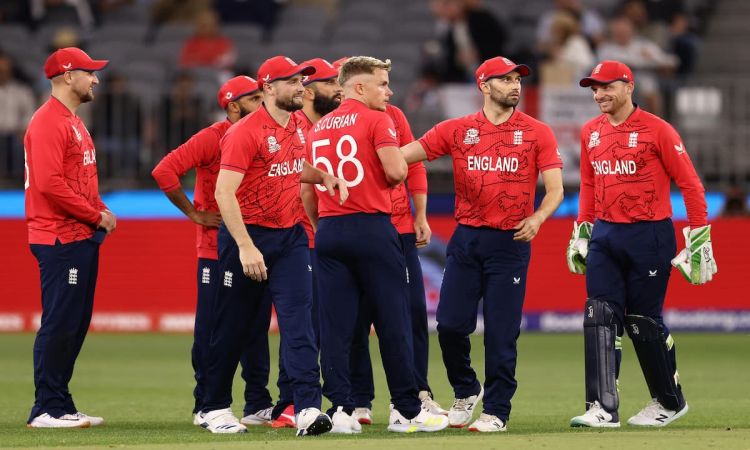 T20 World Cup 2022 Final: Sam Curran's brilliant Spell helps England restricted Pakistan by 137 runs