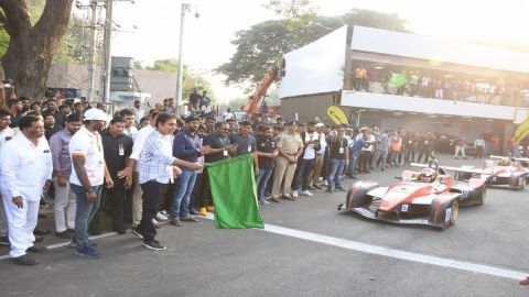 Inaugural edition of Indian Racing League kicks off in Hyderabad