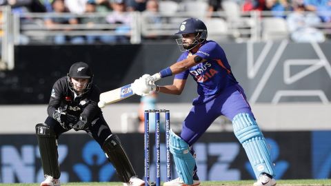 Cricket Image for Iyer, Dhawan Half Centuries Power India To 306/7 Against New Zealand In 1st ODI