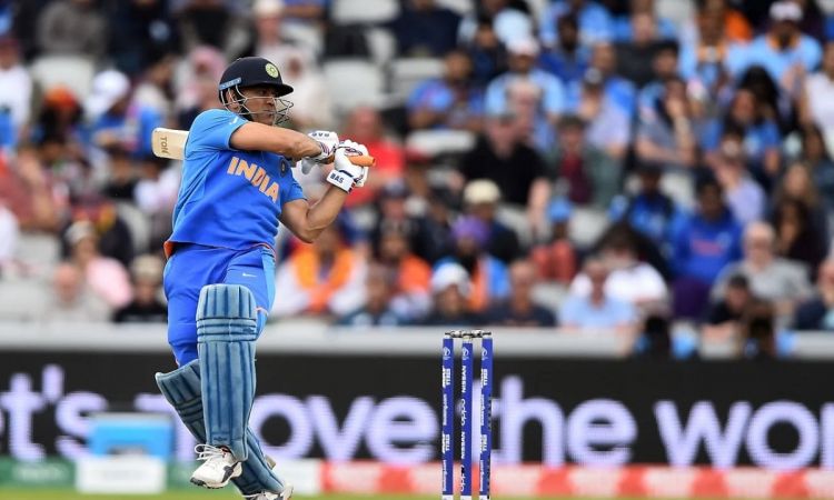New Zealand cricketers still in awe of Dhoni as they recall his run-out during 2019 ODI World Cup se