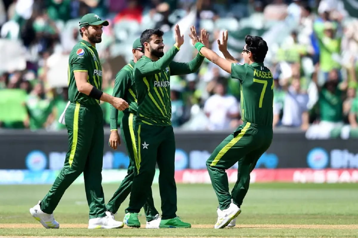 Cricket Image for T20 World Cup: Pakistan Fixes Semi-Final's Spot With A 5-Wicket Win Over Banglades