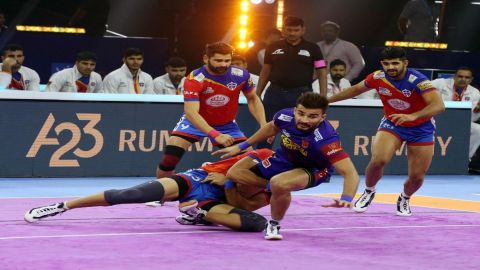 PKL 9: Pardeep Narwal stars with 22 points as U.P. Yoddhas decimate Dabang Delhi