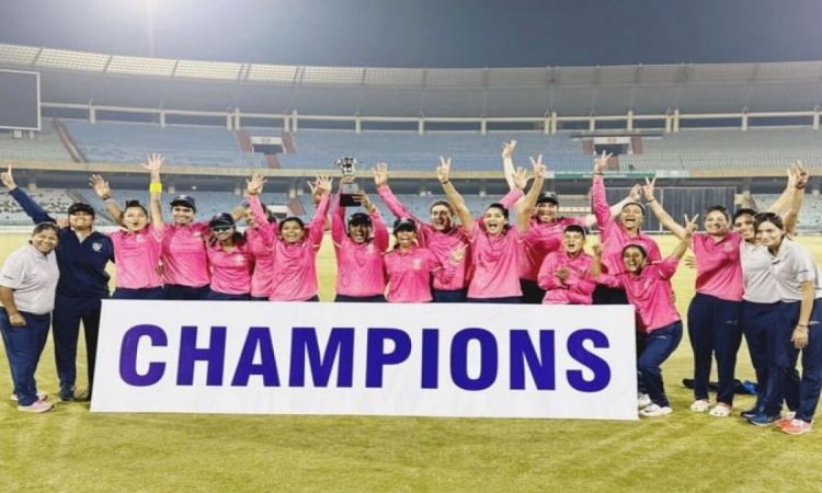 Sr Women's T20 Challenger Trophy: India D beat India A by seven wickets to lift title