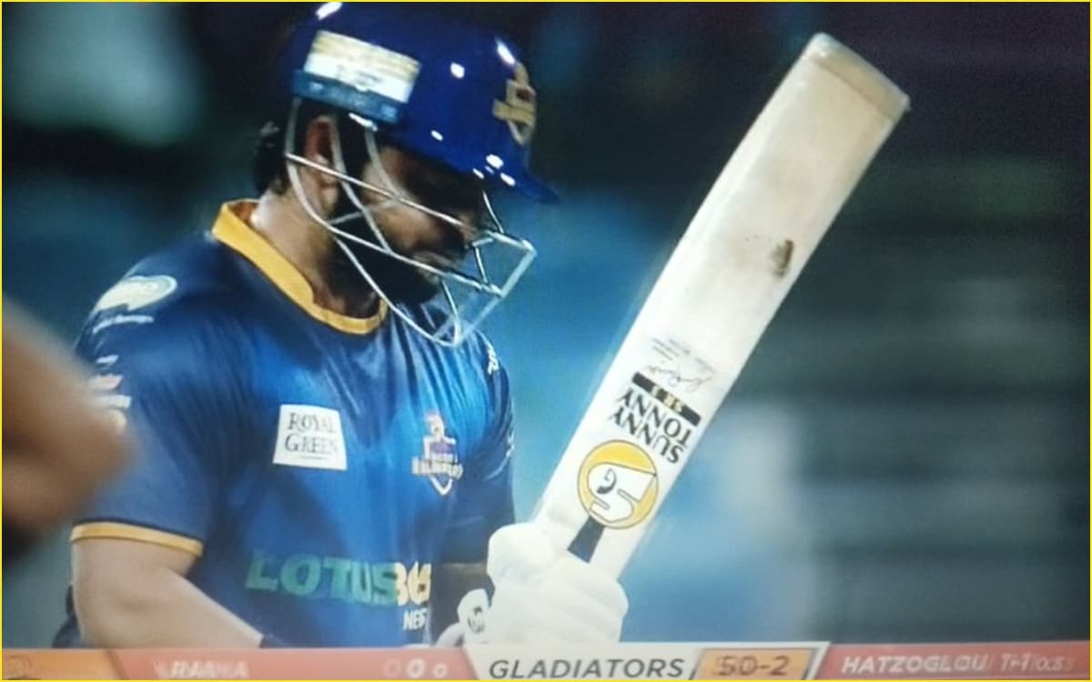 Cricket Image for Mr IPL सुरेश रैना फिर हुए फ्लॉप, T10 के अपने पहले मैच में 0 के स्कोर पर हो गए आउट
