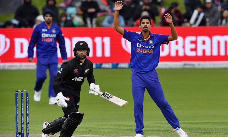 Cricket Image for Third ODI Abandoned Due To Rain, New Zealand Clinch 3-Match Series 1-0 Against Ind