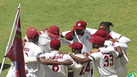 West Indies wear black armbands as a tribute to former wicket keeper David Murray