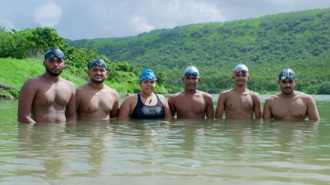 5 youths, 1 girl to relay-swim 1,100-kms Mumbai-Goa return, set new world record