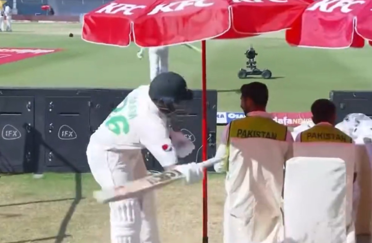 Cricket Image for Pak Vs Nz Imam Ul Haq Gets Frustration Watch Video