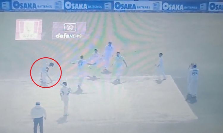 Cricket Image for PAK vs ENG Ollie Robinson dismissed Saud Shakeel watch video